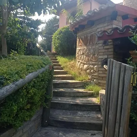 Casalustro Casa de Férias *