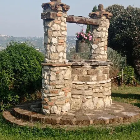 Dom wakacyjny Casalustro Citta Sant'Angelo