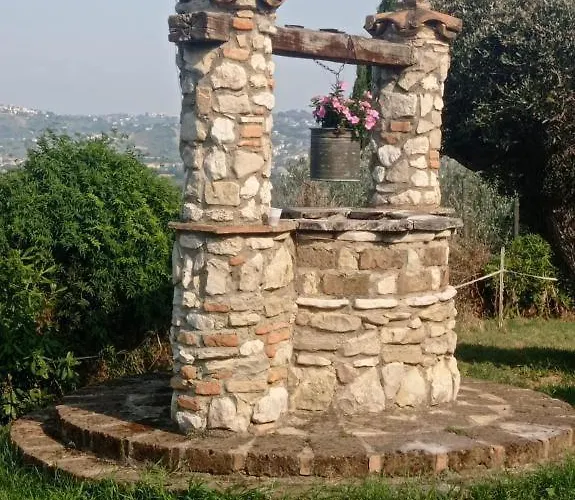 Ferienhaus Casalustro Città Sant'Angelo